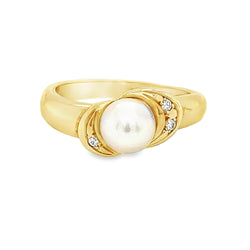 Single Cultured Pearl & Diamond Ring 18ct Gold