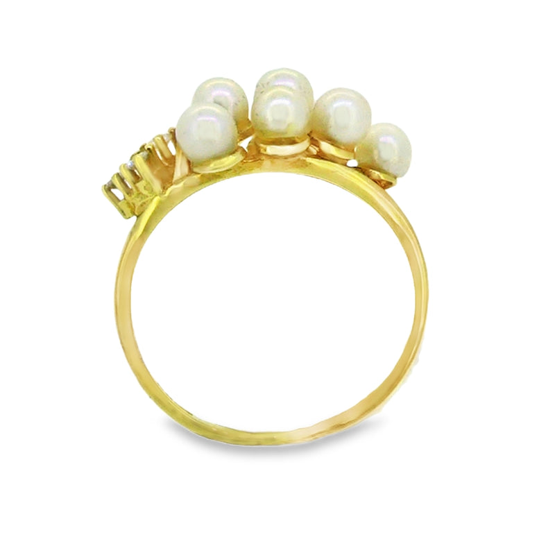 Cultured Pearl & Diamond Ring 18ct Gold profile