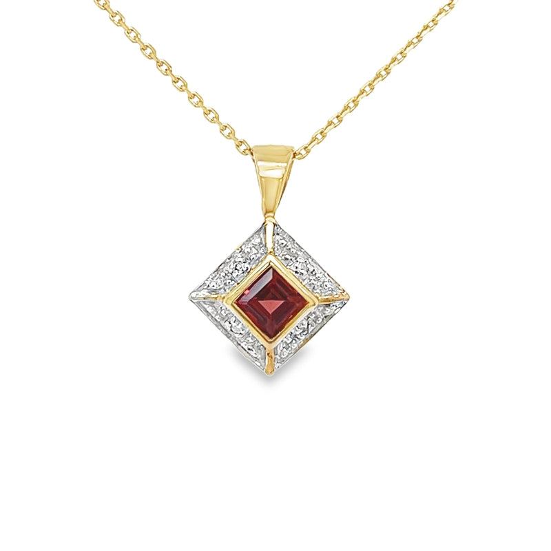 9ct Yellow Gold Garnet & Diamond Pendant