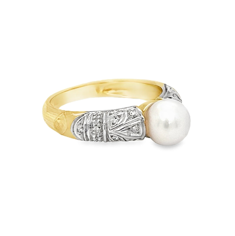 Cultured Pearl Ring 9ct Gold side