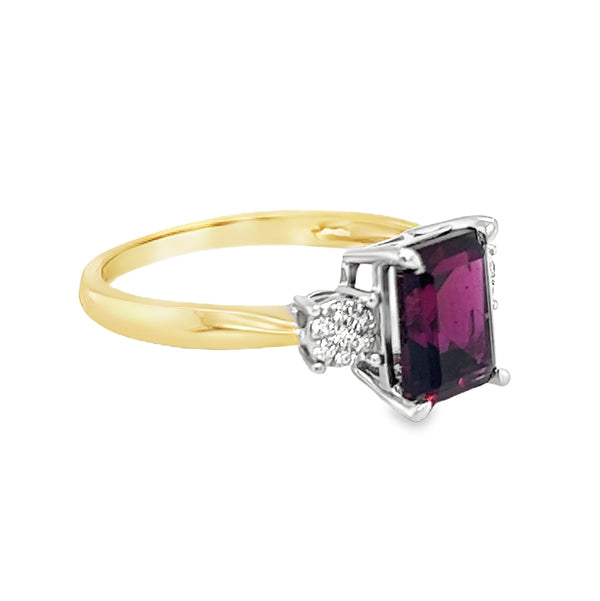 Rhodalite Garnet Trilogy Ring 9ct Gold side