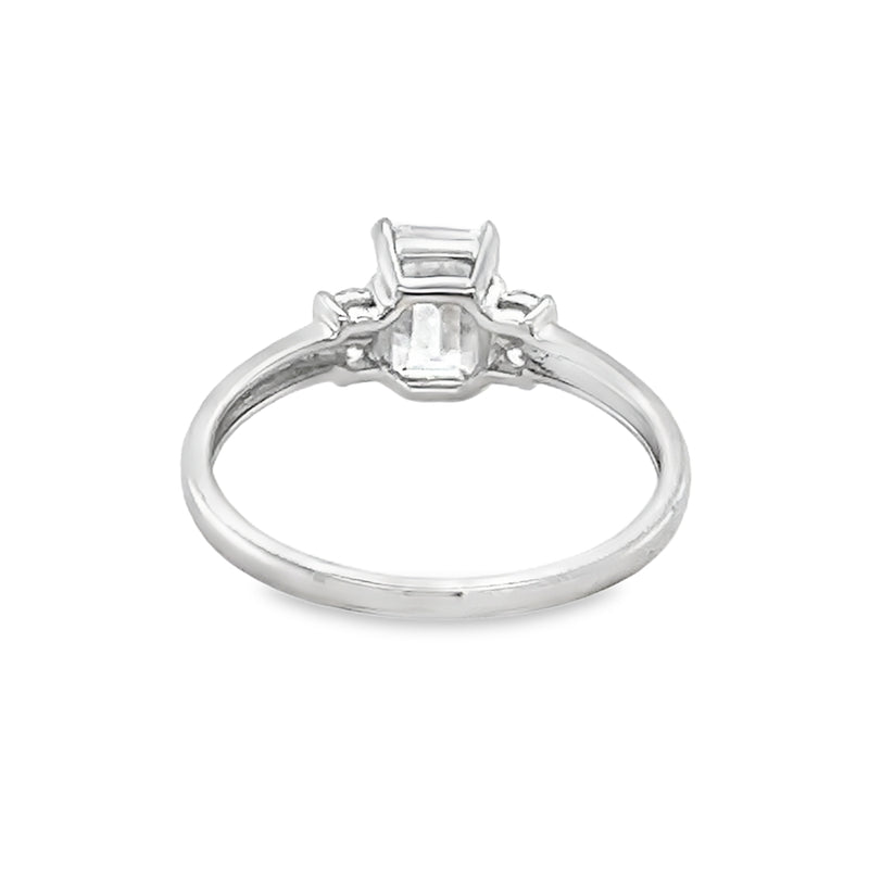 9ct White Gold Baguette Cut CZ Ring rear