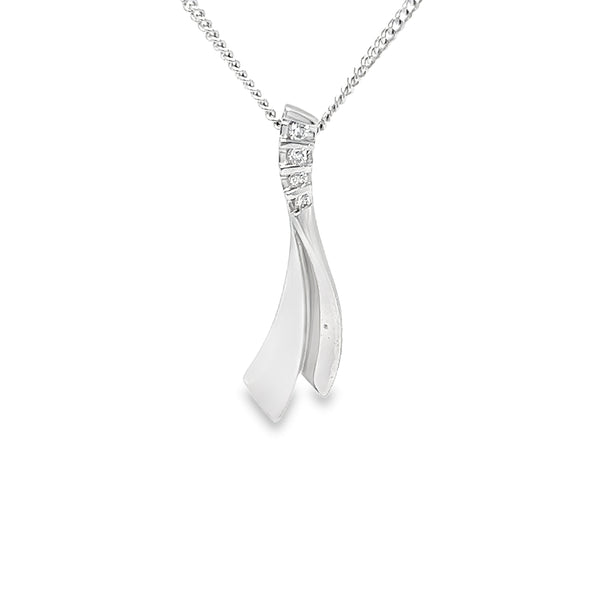 18ct White Gold Diamond Twist Necklace