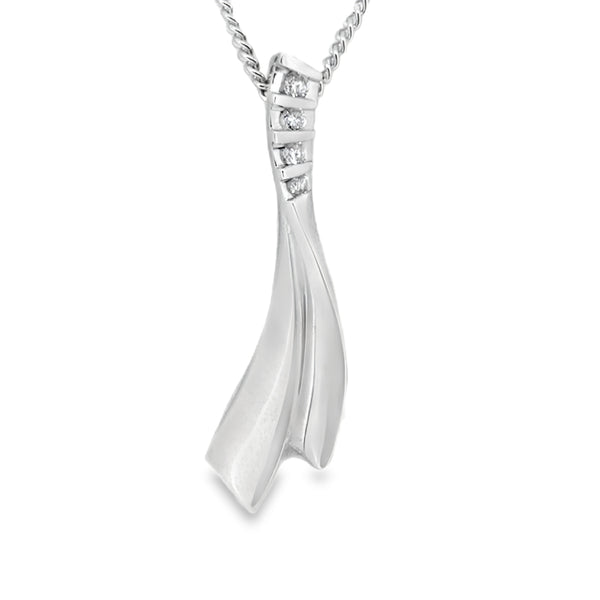 18ct White Gold Diamond Twist Necklace