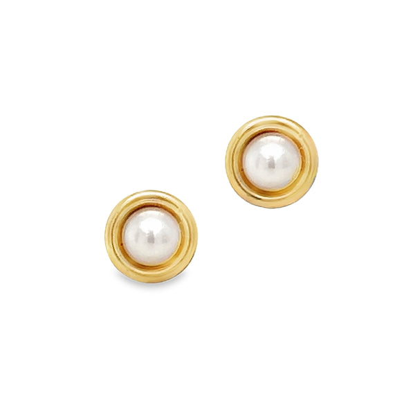 5mm Fresh Water Cultured Pearl 9ct Gold Surround Earring