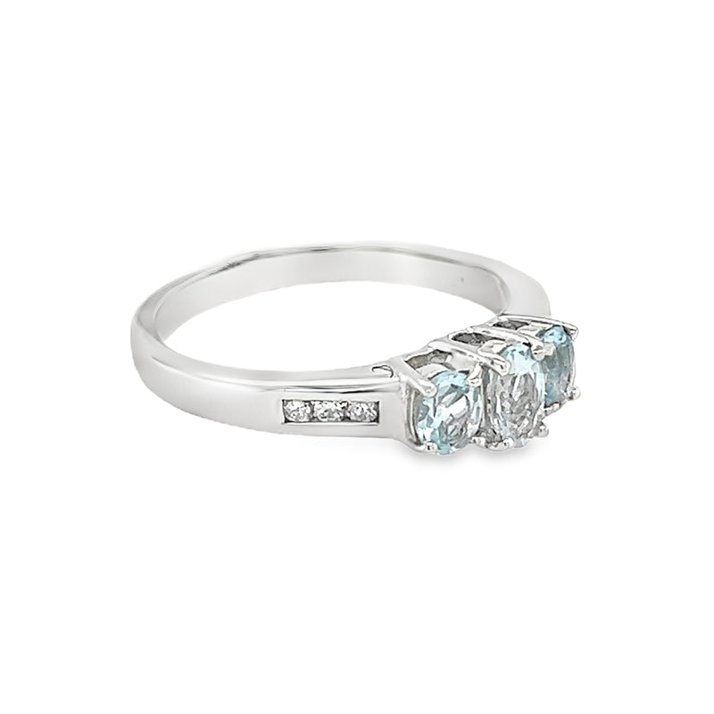 Aquamarine & Diamond 3 Stone Ring Diamond Shoulders 9ct White Gold