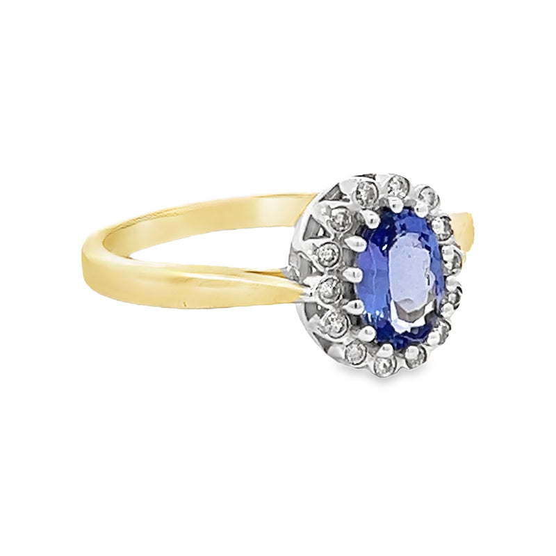 Tanzanite & Diamond Oval Cluster Ring 9ct Gold side