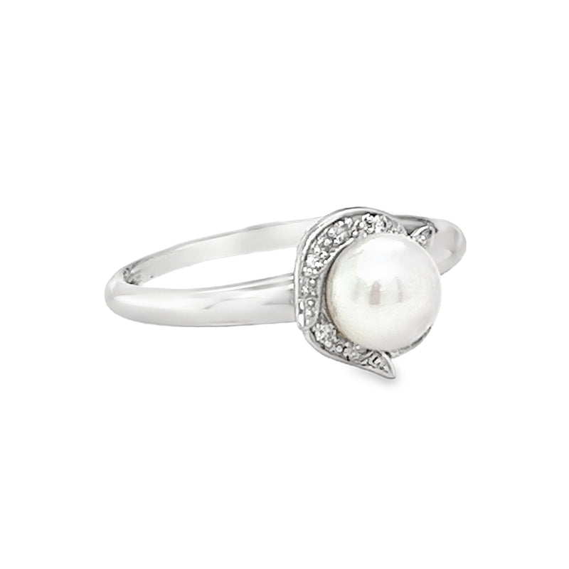 Freshwater Pearl & Diamond Ring 9ct White Gold side