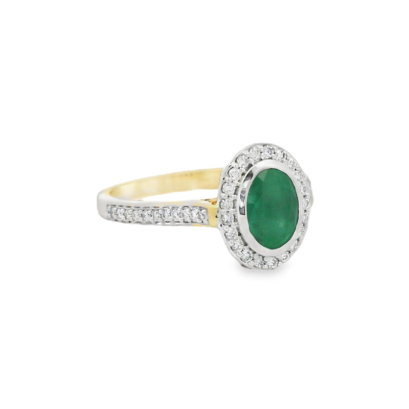 Emerald & Diamond Oval Cluster Ring 9ct Gold SIDE